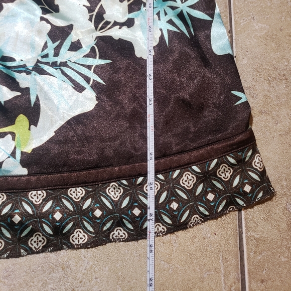 Reitmans Floral Raw Hem Blouse Top Size Large - Picture 10 of 10